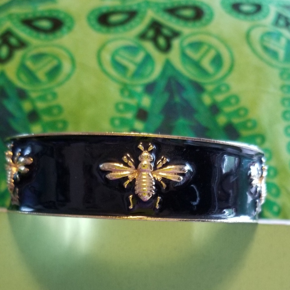 Black Metal Bee Bracelet